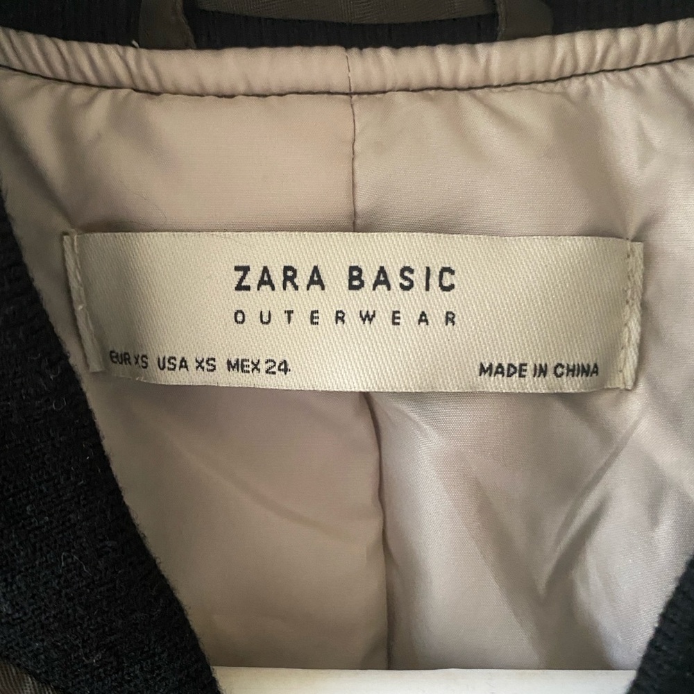 Zara Basic Outerwear Green Full Zip Bomber Jacket For Women - Picture 12 of 14